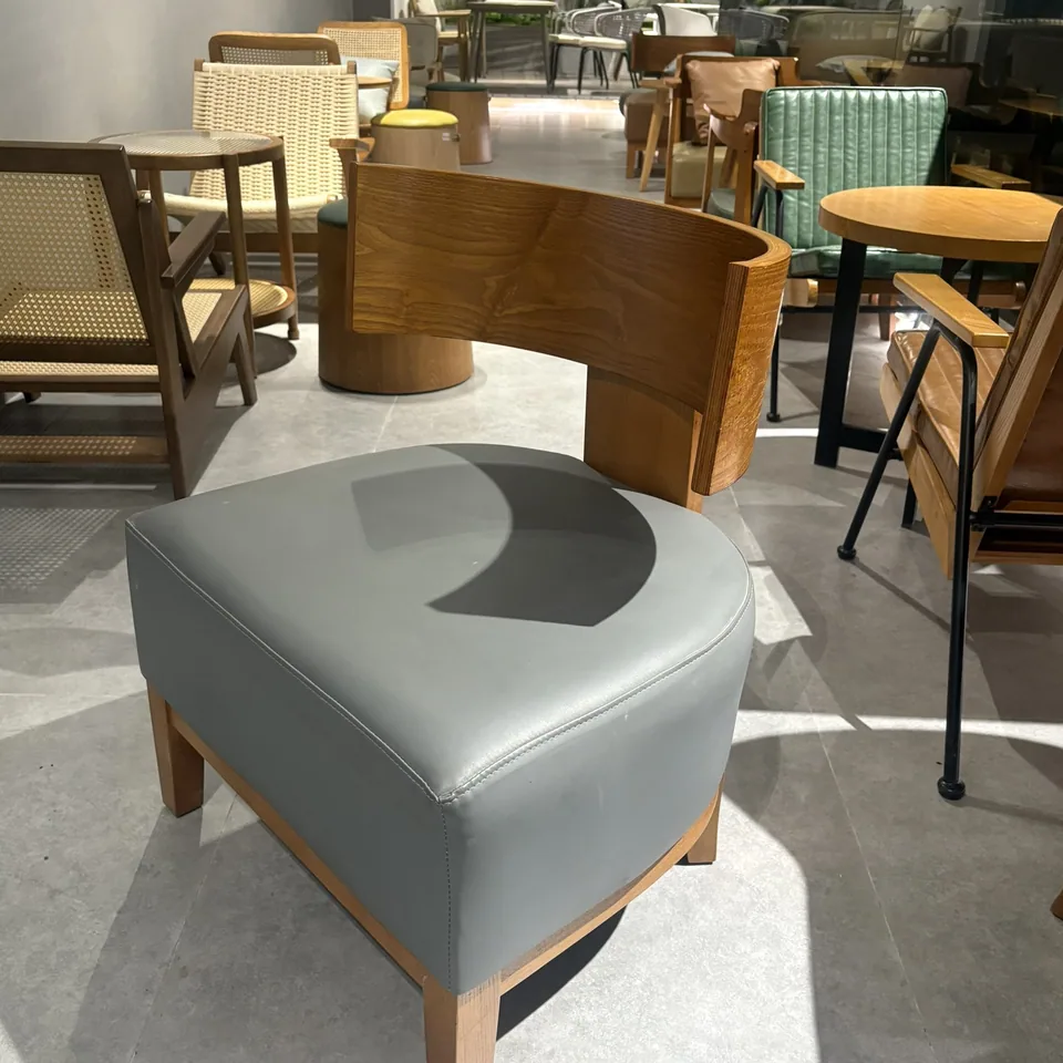 Doppio Hoop-Back Lounge Chair